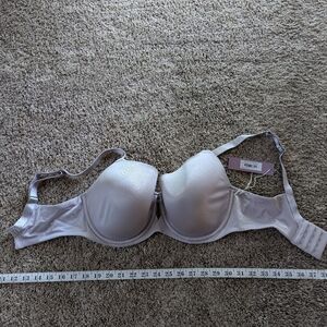 Bare Necessities Eva Keyhole T-shirt Bra